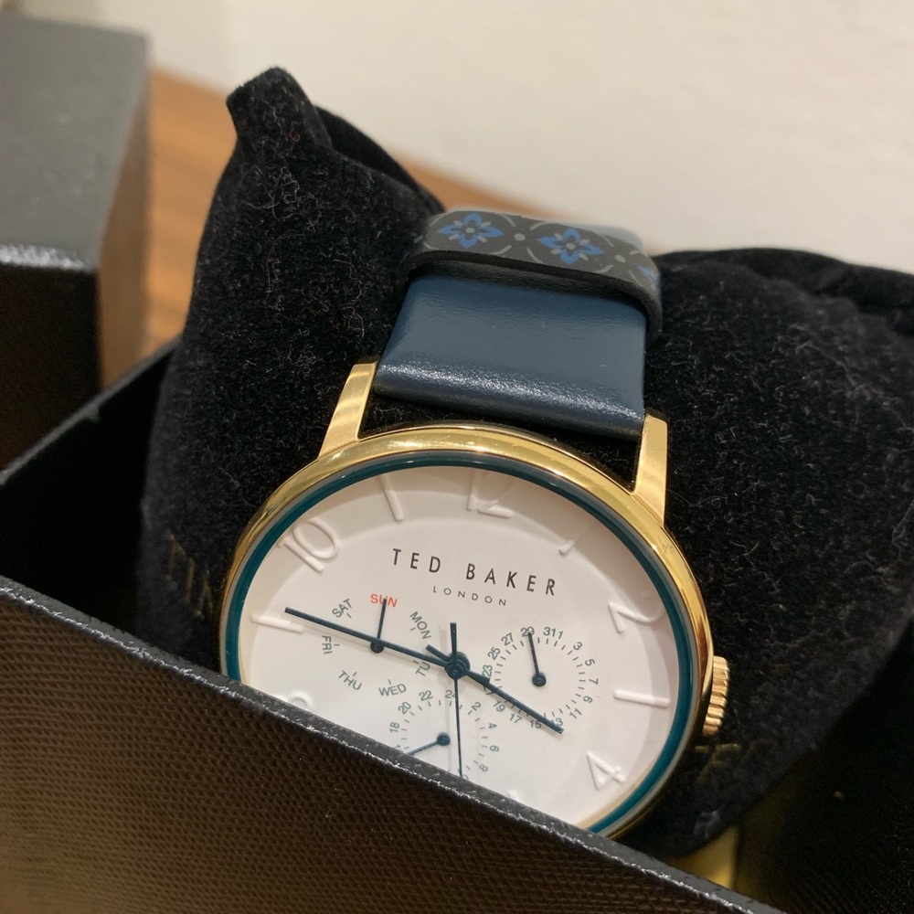 ✨Navy - Ted Baker Watch